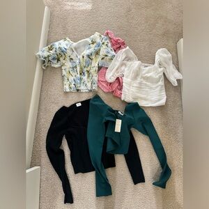NEW AND LIKE NEW BUNDLE OF SIZE SMALL ABERCROMBIE TOPS